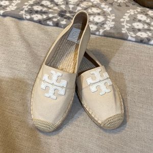 Tory Burch espadrilles size 9 beige New no box